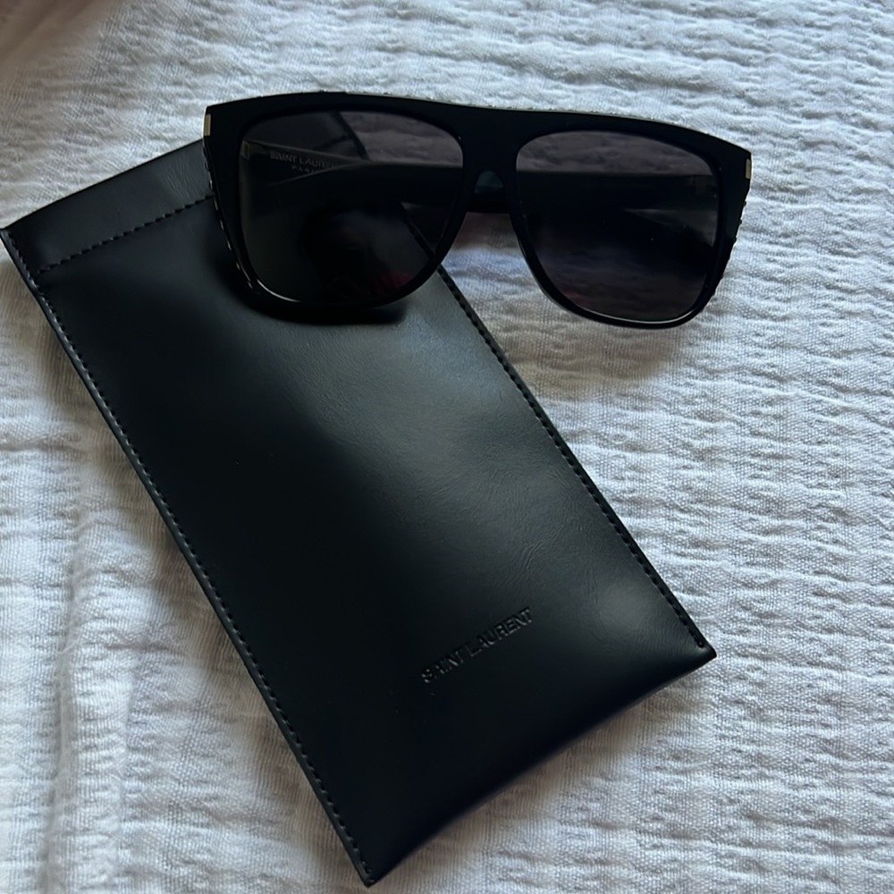 Saint Laurent sunglasses NEW🖤